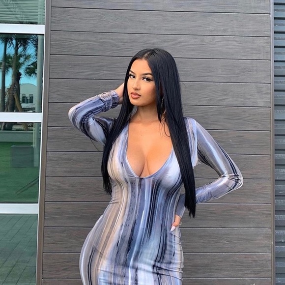 Fashion Nova Dresses & Skirts - 💕😍MAKE AN OFFER! TIE DYE BLUE MAXI DRESS😍💕